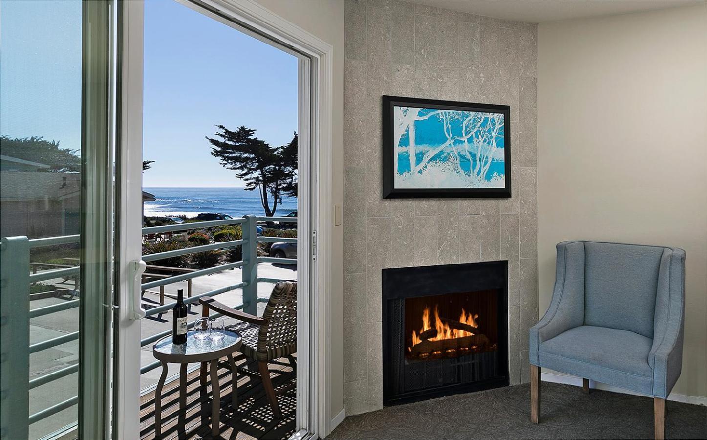 Cambria Landing Inn And Suites Eksteriør billede
