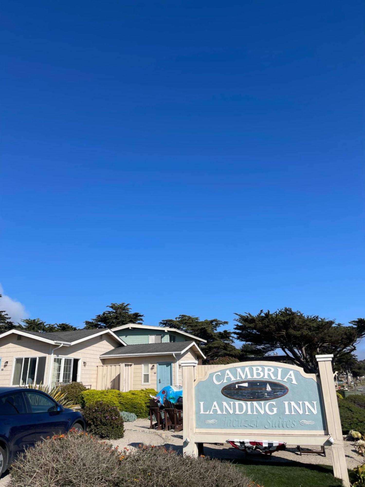 Cambria Landing Inn And Suites Eksteriør billede