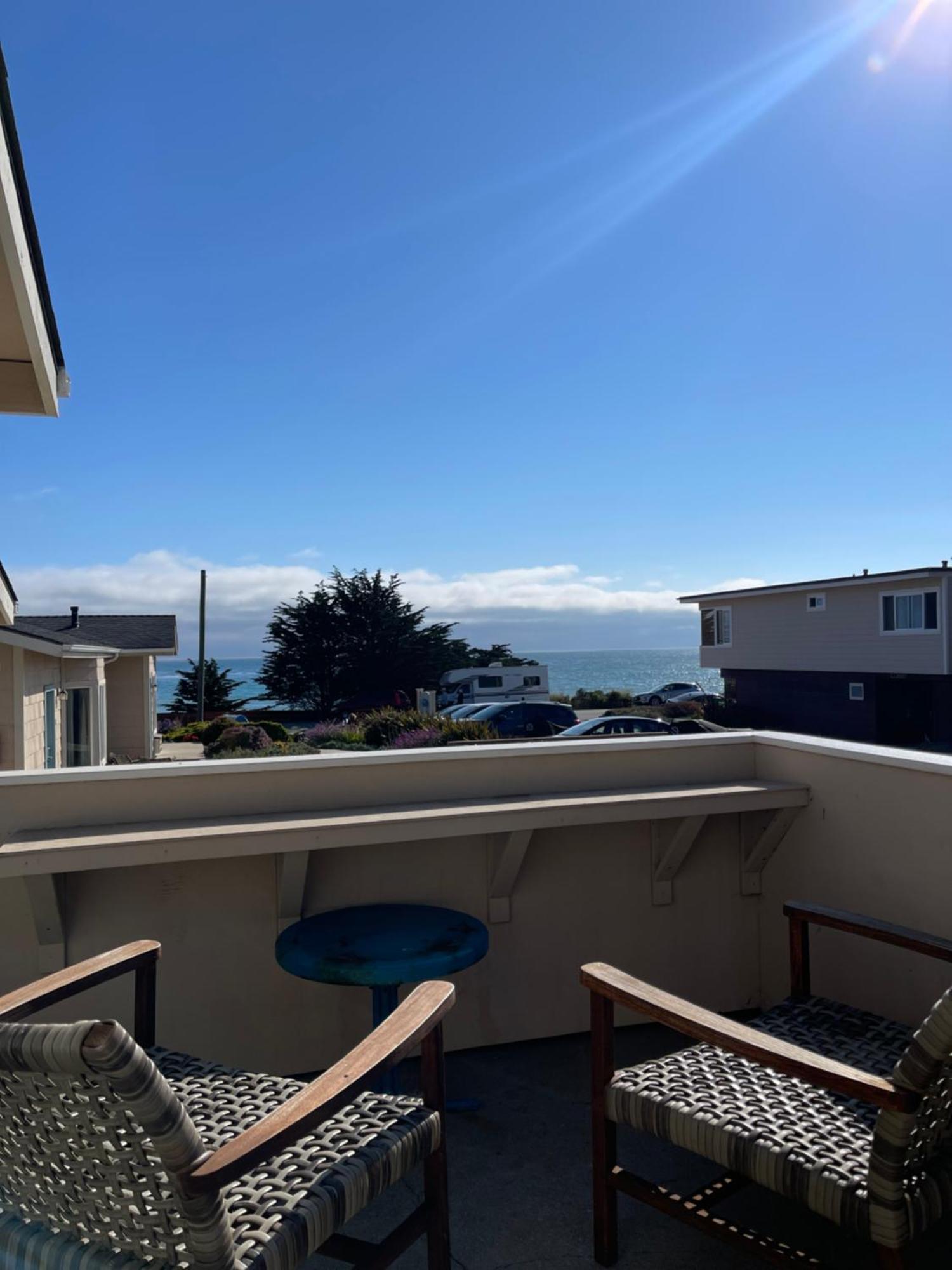 Cambria Landing Inn And Suites Eksteriør billede
